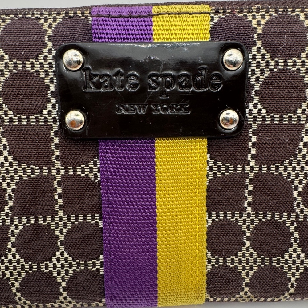 KATE SPADE ♠️ Neda Thompson Street Noel Brown Fabric Zip Around Wallet - Picture 2 of 10